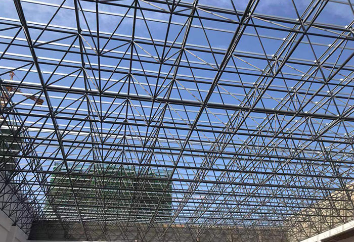 老河口管桁架结构在高速公路等桥梁工程中的应用分析